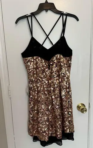 Adelyn Rae New! Sequined Mini Dress Size Medium