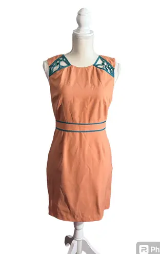 Esley Midi Dress