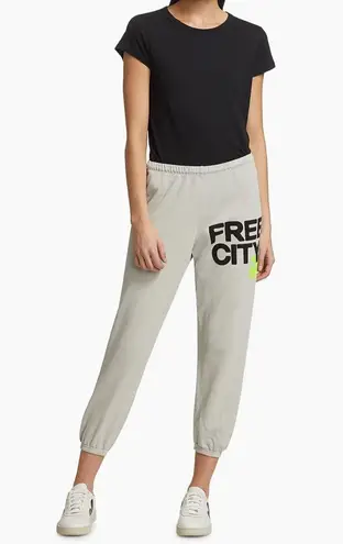 Freecity Logo Cotton Sweatpants in Gray Size M