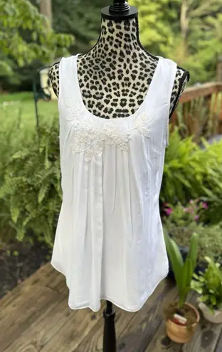 Coldwater Creek Ivory Sleeveless Tank Top Floral Appliqué Romantic Elegant Sz M