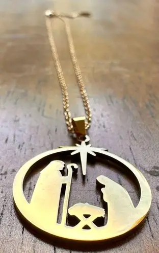 Nativity Scene Necklace Baby Jesus Jerusalem Christmas New 16 in Chain Extender Gold