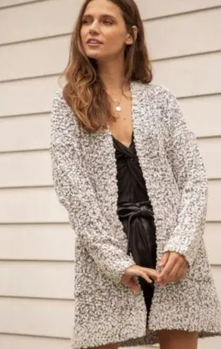 On The Road  Black White Chunky Knit Duster Cardigan Size S/M
