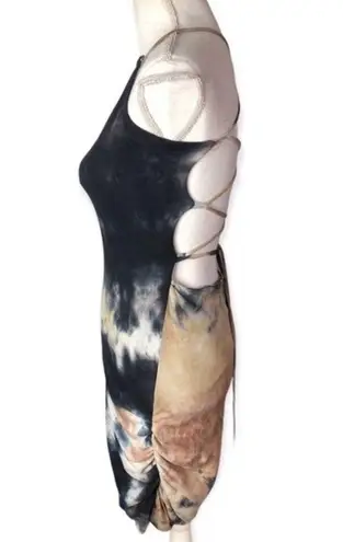 Heart & Hips Heart Hips Tie-Dye Ruched Criss Cross Back Bodycon Dress