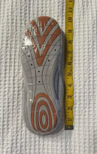 NWT White Orange Water Shoes Beach Resort Pool Vacation Size 7.5