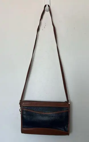 Vintage Partners by Mervyns Leather Shoulder Bag Navy Brown 90s Y2K Blue