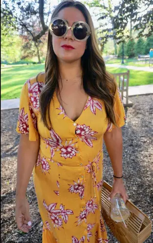 Somedays Lovin women’s Searing Soul yellow floral midi dress XS extra small