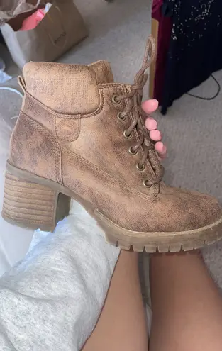 DSW Brown Shoe Boots