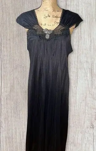 Vintage Elise Steven’s Long Black Sleeveless Nightgown spike Large