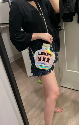 Boutique tequilla holographic crossbody bag silver