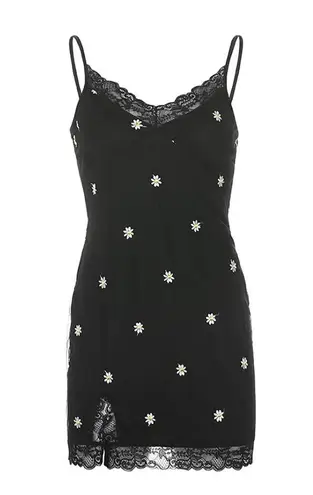 Black Lace Trim Spaghetti Straps W/Vintage Daisies Floral Accents S