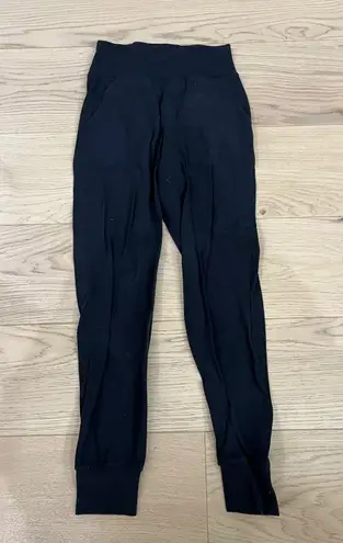 Lululemon Align Joggers Crop 23”