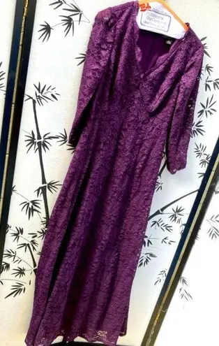 Jessica Howard - LONG SLEEVE METALLIC LACE GOWN JH9M7887