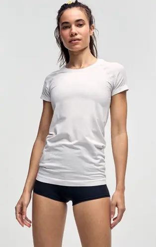 Lululemon White Swiftly Tech Short Sleeve