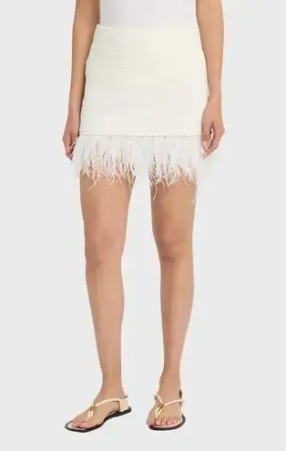 Frame NWT  White Crochet Feather-Trim Mini Skirt. Size Medium