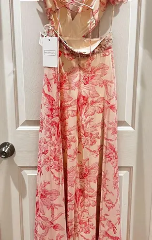 Mac Duggal NWT 9161 Floral Print V-Neck Ruffled Strap Lace Up Back Gown SIZE 4