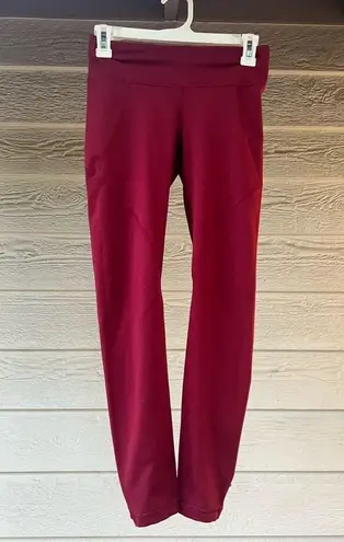 Patagonia XS  Women’s Leggings in a red‎ color.