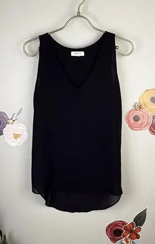 Sandy & Sid V-Neck Tank Top - Size - Small