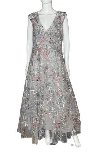 Mac Duggal Gray Embroidered Illusion Cap Sleeve A Line Gown 20263 Women’s Sz 14 - Image 2