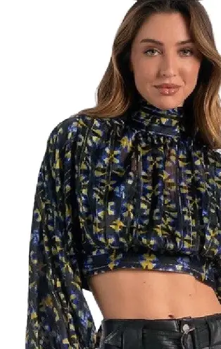 Elan Mockneck Coquette Old Money Pleated Puff Sleeve Backless Crop Top Medium