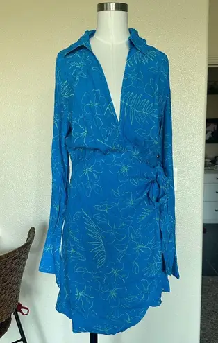 Charlie Holiday NWOT Amanda Floral Long Sleeve Tie Waist Minidress