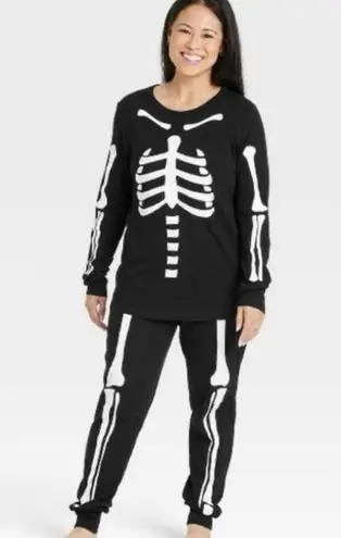 Target Halloween Sleep Set 2-Piece Skeleton Bones Design NWT size 4X