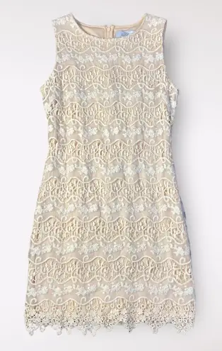 Belle Badgley Mischka Belle Badgley Mischka Ivory Lace Sleeveless Knee Length Dress Size 10