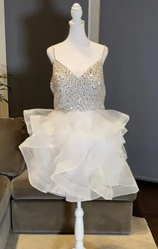Women’s White Short Tulle Prom Party Dress Corset Back Sparkly Bodice Size 2 NWT White
