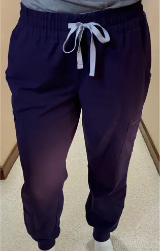 FIGS  Uman Relaxed Jogger scrubs - Image 5