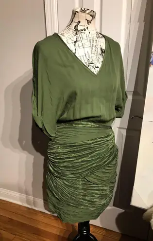 Catherine Malandrino Silk Draped Hem Dolman Loose Fit V-neck Bell π Bat π¦ Sleeve