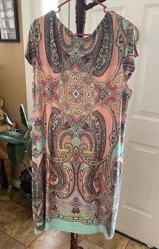 R & K PASTEL PAISLEY PRINT DRESS SIZE 1X