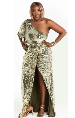 Mac Duggal One-Shoulder Sequin Column Gown in Gold Size US 12 NWT