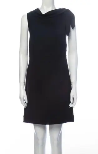 Carmen Marc Valvo SZ 12 simple black dress