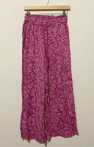 Knox Rose NWT  Pink Paisley Wide Leg Pants