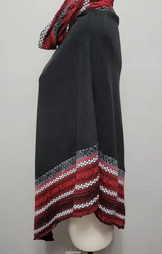 Moda Le  black with red sweater trim poncho fits one size