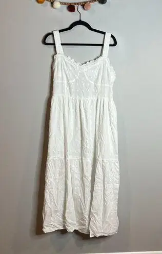 American Eagle  white open back tiered maxi dress