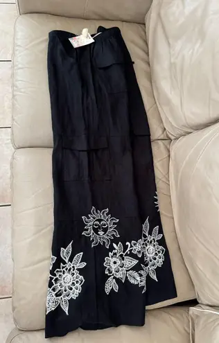 Johnny Was Addison Embroidered Wide-Leg Linen Pants. MSRP $248