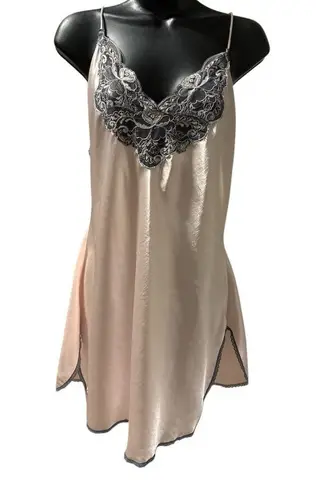 Vintage Val Mode Satin & Lace Slip Dress – Made in USA – 19” PTP Pink Size M