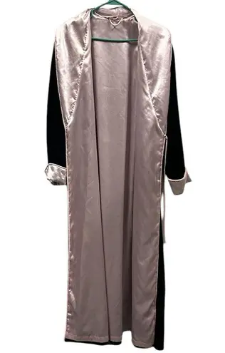 Victoria's Secret  Vintage Black Pink Velvet and Satin Belted Robe Womens Small