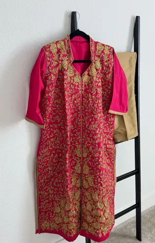 Pink & Gold Indian/Pakistani Kameez & Trouser Suit Size L