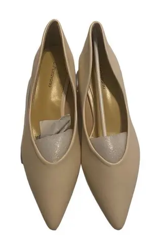 C.PARAVANO Women’s Low Block Heel White Pumps Size EU 38 US 7.5 New With Box