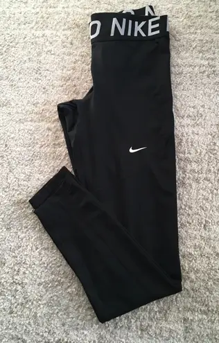 Nike Pro Women's Mesh-Paneled Leggings Size L Black