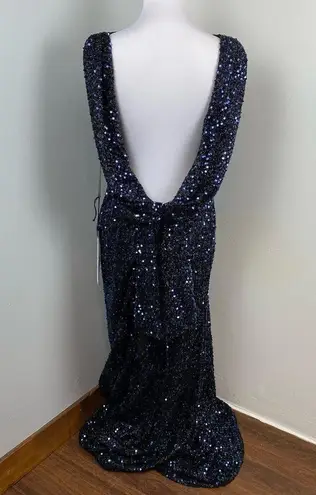 Mac Duggal Midnight Blue Cowl Back Boat Neck Sequined Evening Gown 12 $398 26331