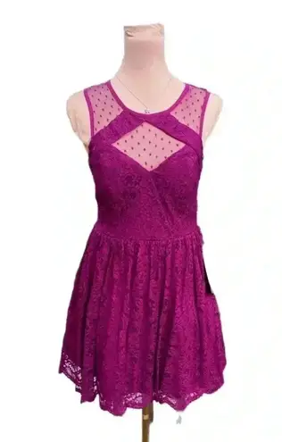 CITY STUDIO Mini Dress Sz 7 (Small) Lace Burgundy Sleeveless Fit Flare NWT Red
