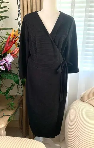 Hutch NWOT ModCloth x Perfectly Wrapped Presentation Midi Dress in Black