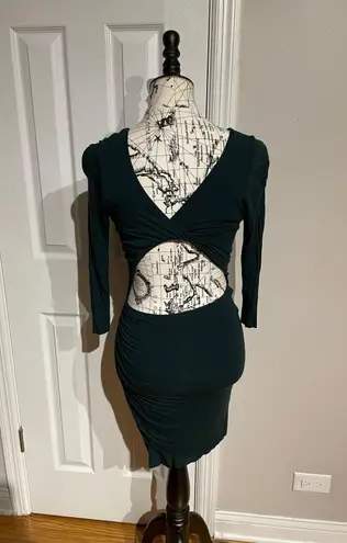 Bailey44 NWOT Elegant Bailey 44 Cutoff back key hole long sleeve Draped. All sales are final