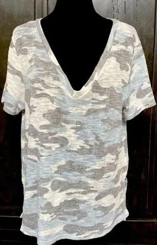 Cherish shades of gray camouflage shortsleeved blouse XL