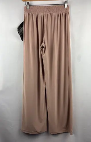 Iman Womens Wide