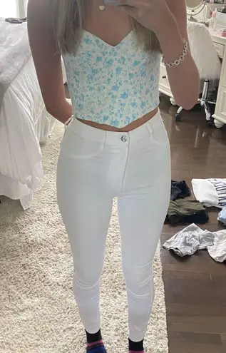 ZARA High Rise Slim Jeans In white