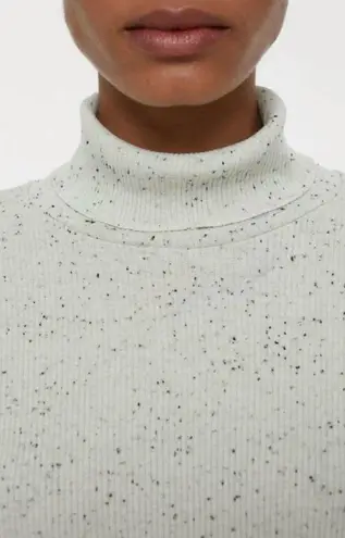 CLOSED Classic Turtleneck Long Sleeve Top in Ivory Size Small White