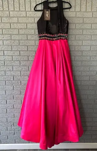 Mac Duggal Dress 65805H Color Block Open Back Ball Gown Black Pink Size 10